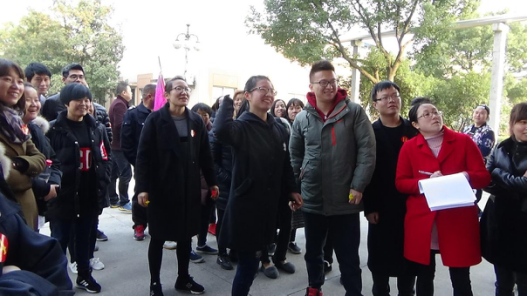 老桐君进行第二届趣味活动会-contene2.png